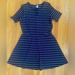 Divided H&M Navy blue, burgundy, and white striped dress